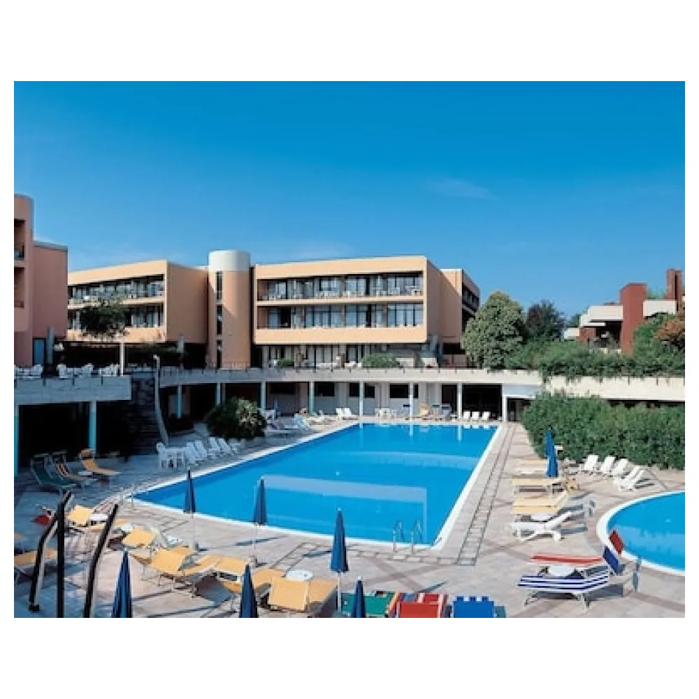 Hotel Holiday