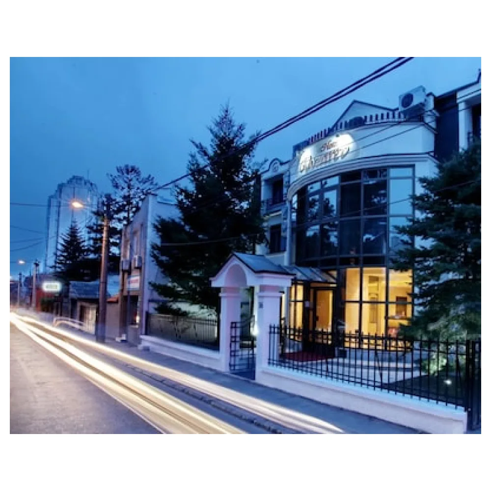 Hotel Vozarev