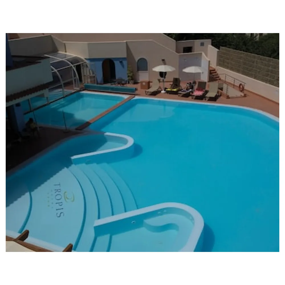 Tropis Hotel