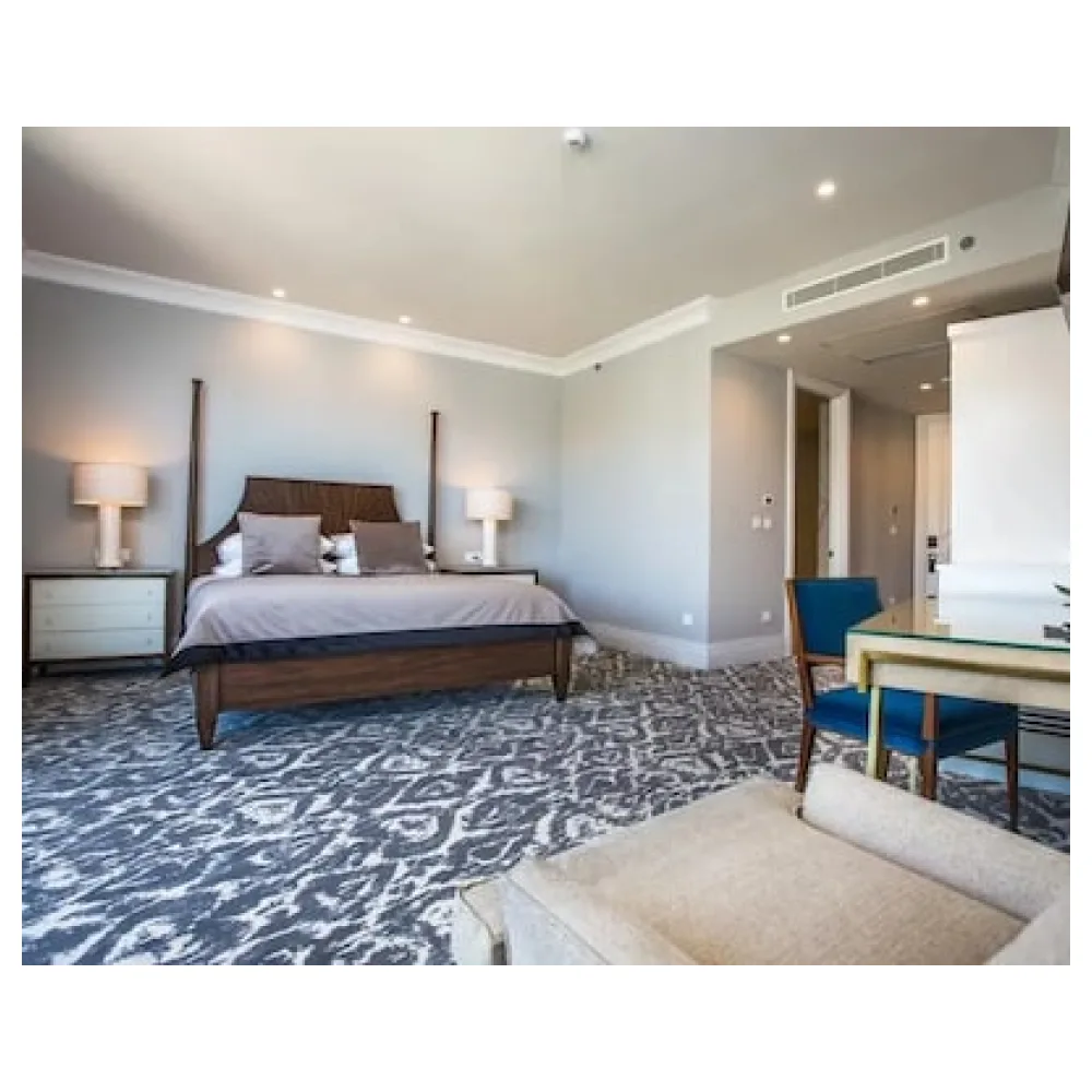 Royal Blue Hotel