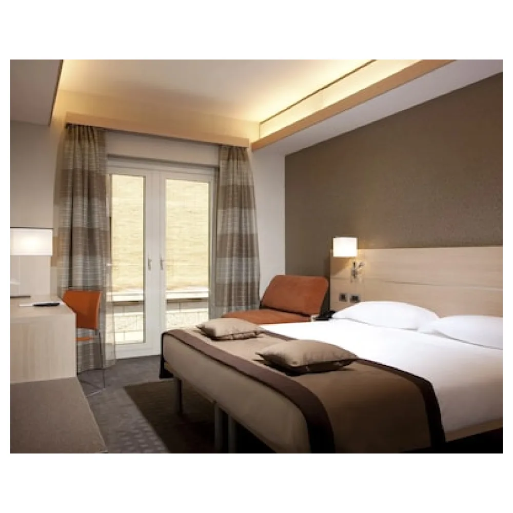 iQ Hotel Roma