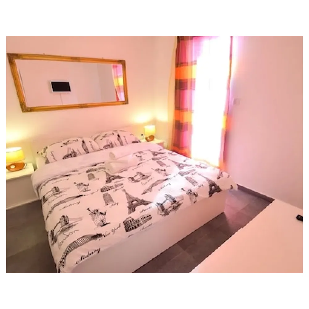 Aparthotel Plat