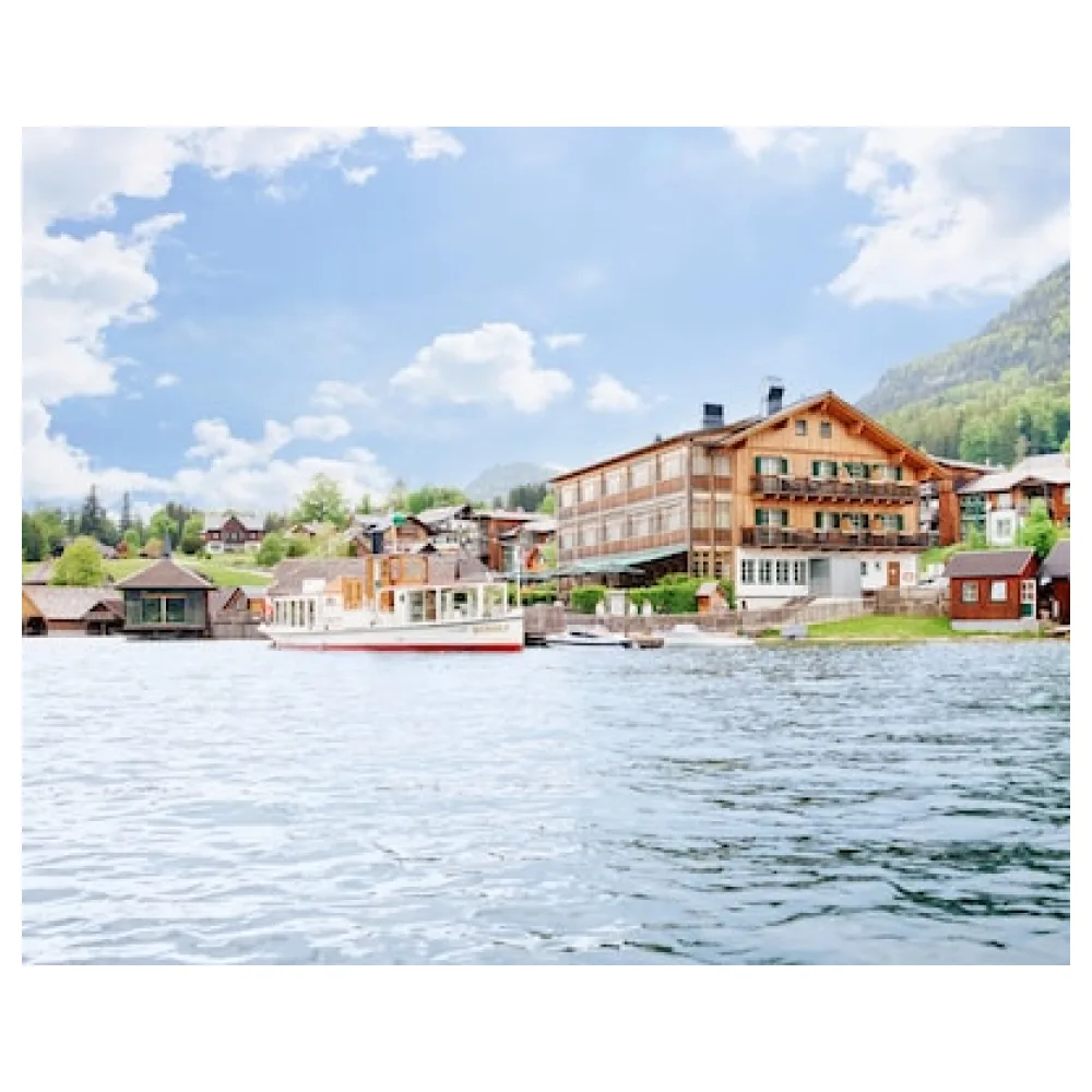 TAUROA Seehotel Grundlsee
