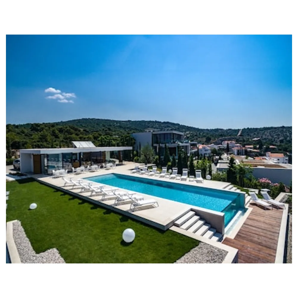 Golden Rays Luxury Villas & Apartments