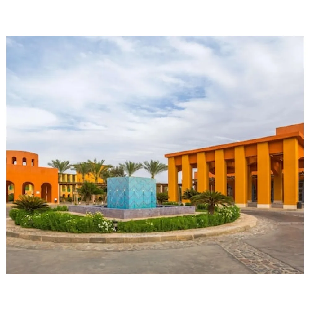 Strand Beach Resort