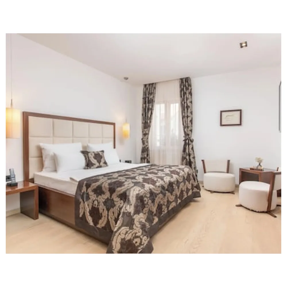 Marmont Heritage Hotel