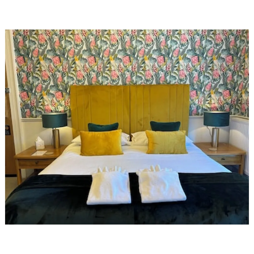 Clarin Guest House