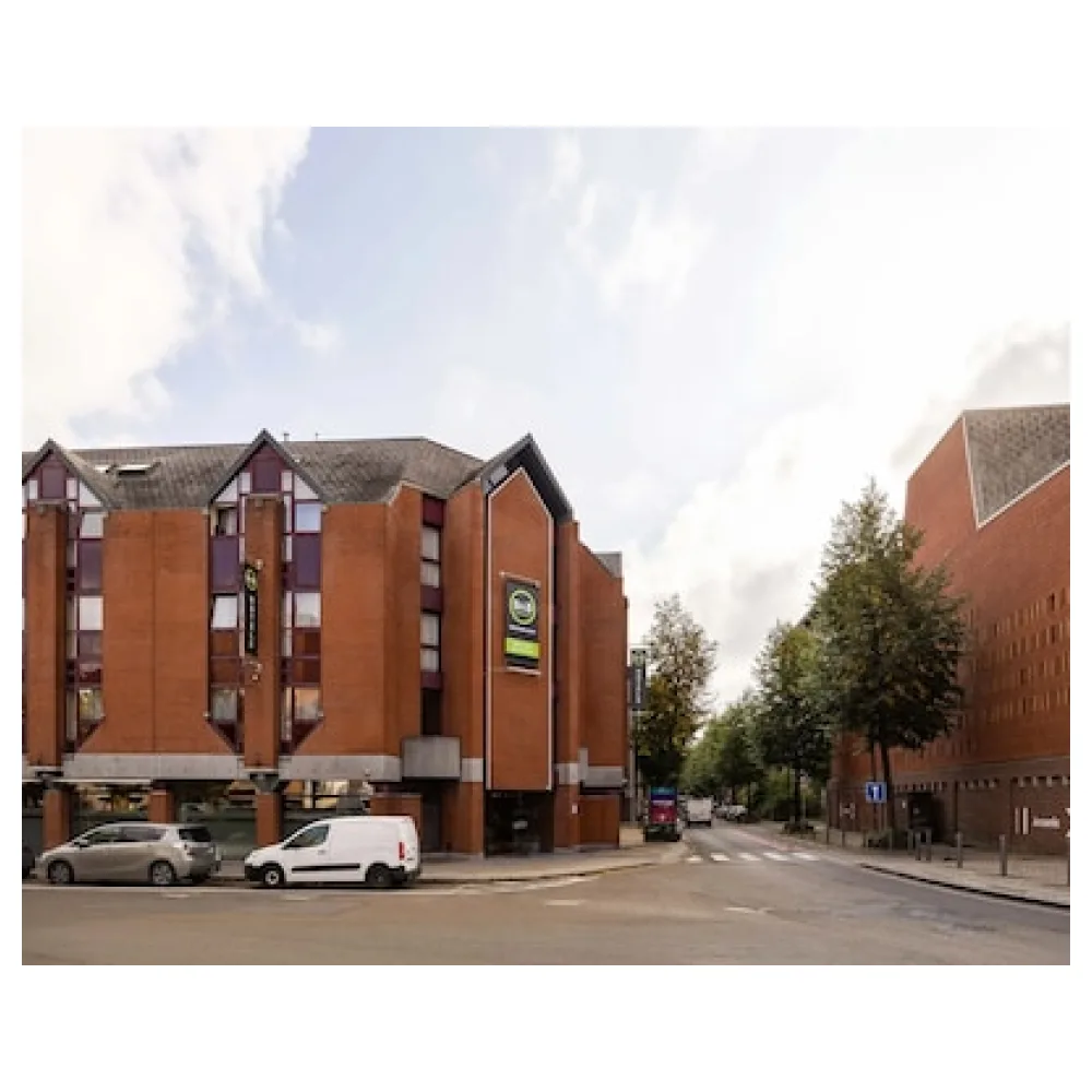 B&B HOTEL Mons Centre