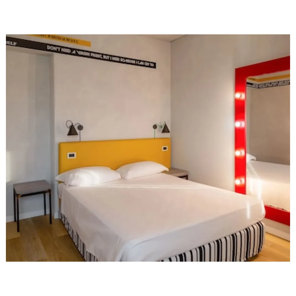 Wave Hotel
