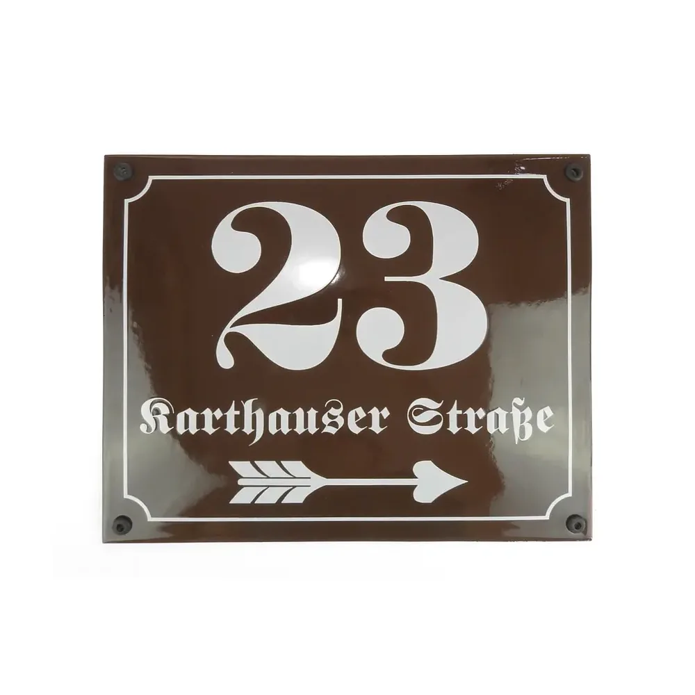 Emaille-Hausnummer mit Straßenname und Pfeil 25 x 20 cm | weitere Farben