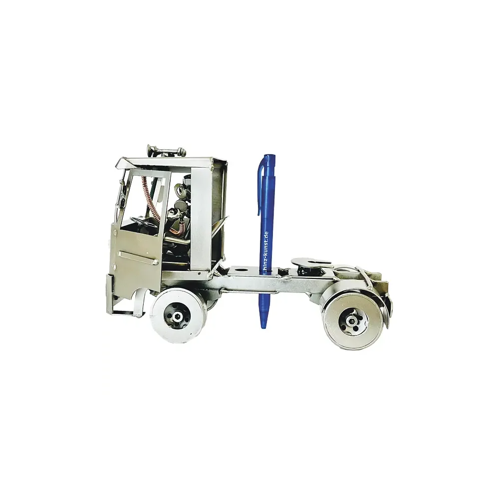 Modell Trucker als Stiftehalter