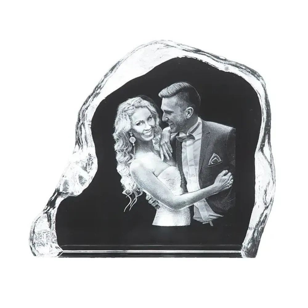 Ansprechendes Glasfoto mit Ihrem Hochzeitsbild in 3D Optik