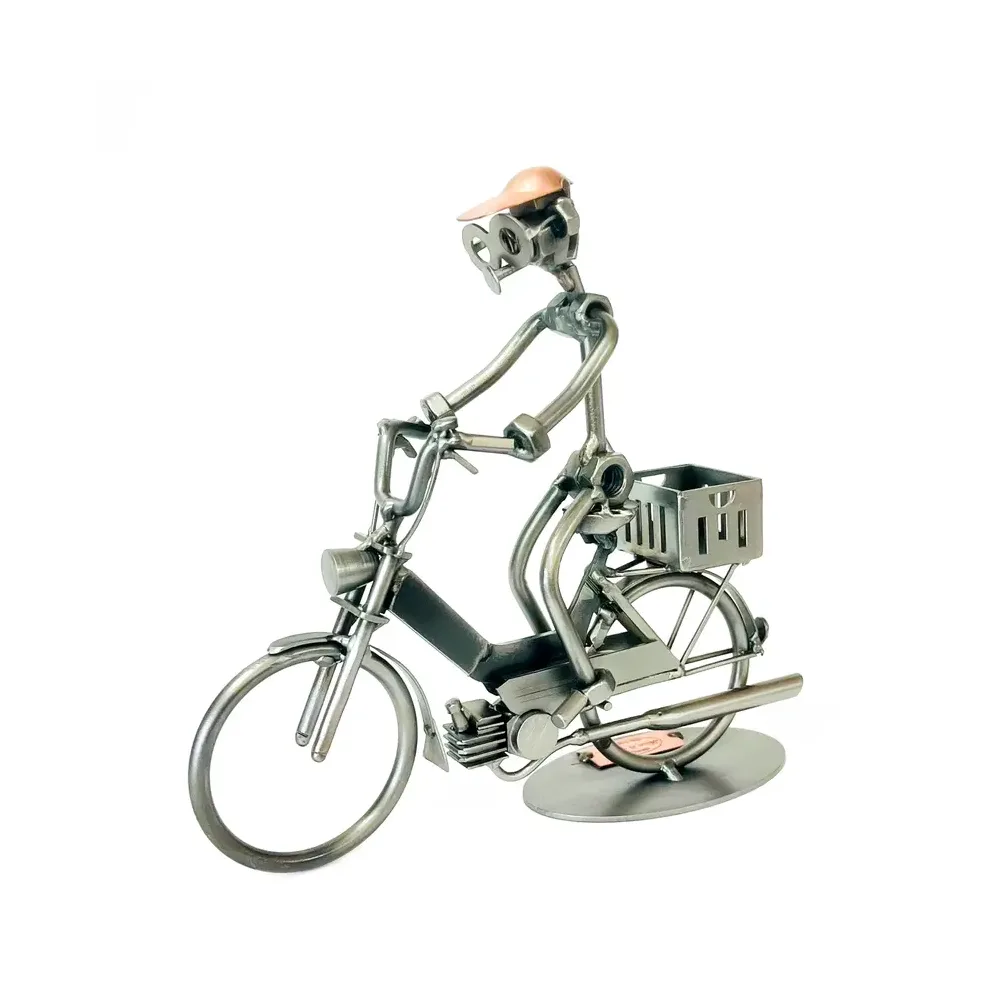 Schraubenmännchen auf Puch-Maxi-Moped